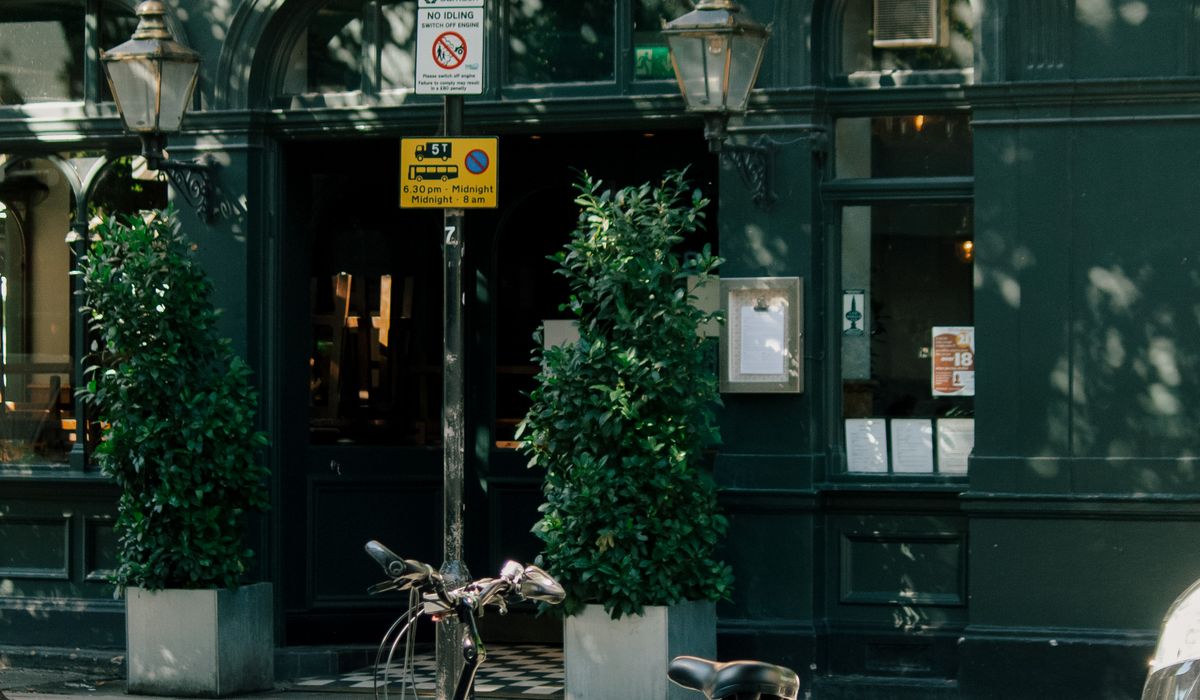 The Essential Ingredients of a Perfect British Pub Quiz